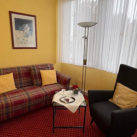 Holstein Hotel