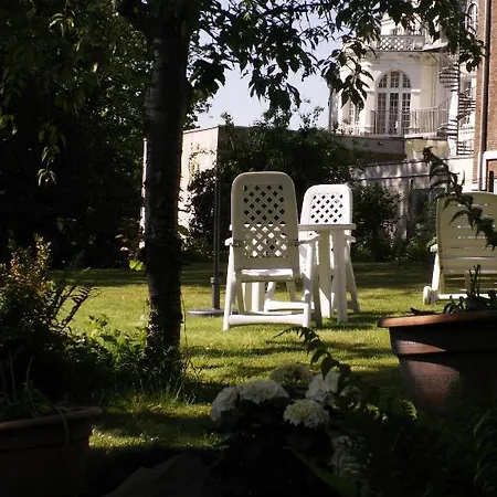 Hotel Holstein 3*